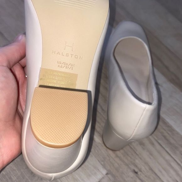 Brand new Halston Ivory Heels - Picture 5 of 6